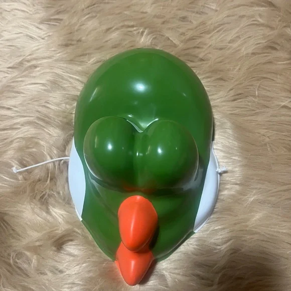 Nintendo Super Mario Bros Mask Yoshi - Like New!!! - Picture 5 of 9